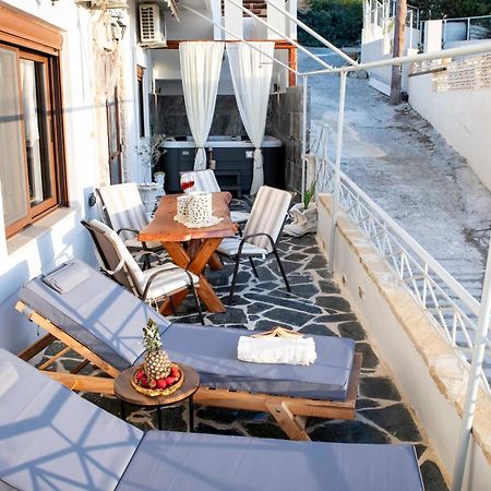 Kleopatra Deluxe Apartment With Jacuzzi Kamilari Exterior photo