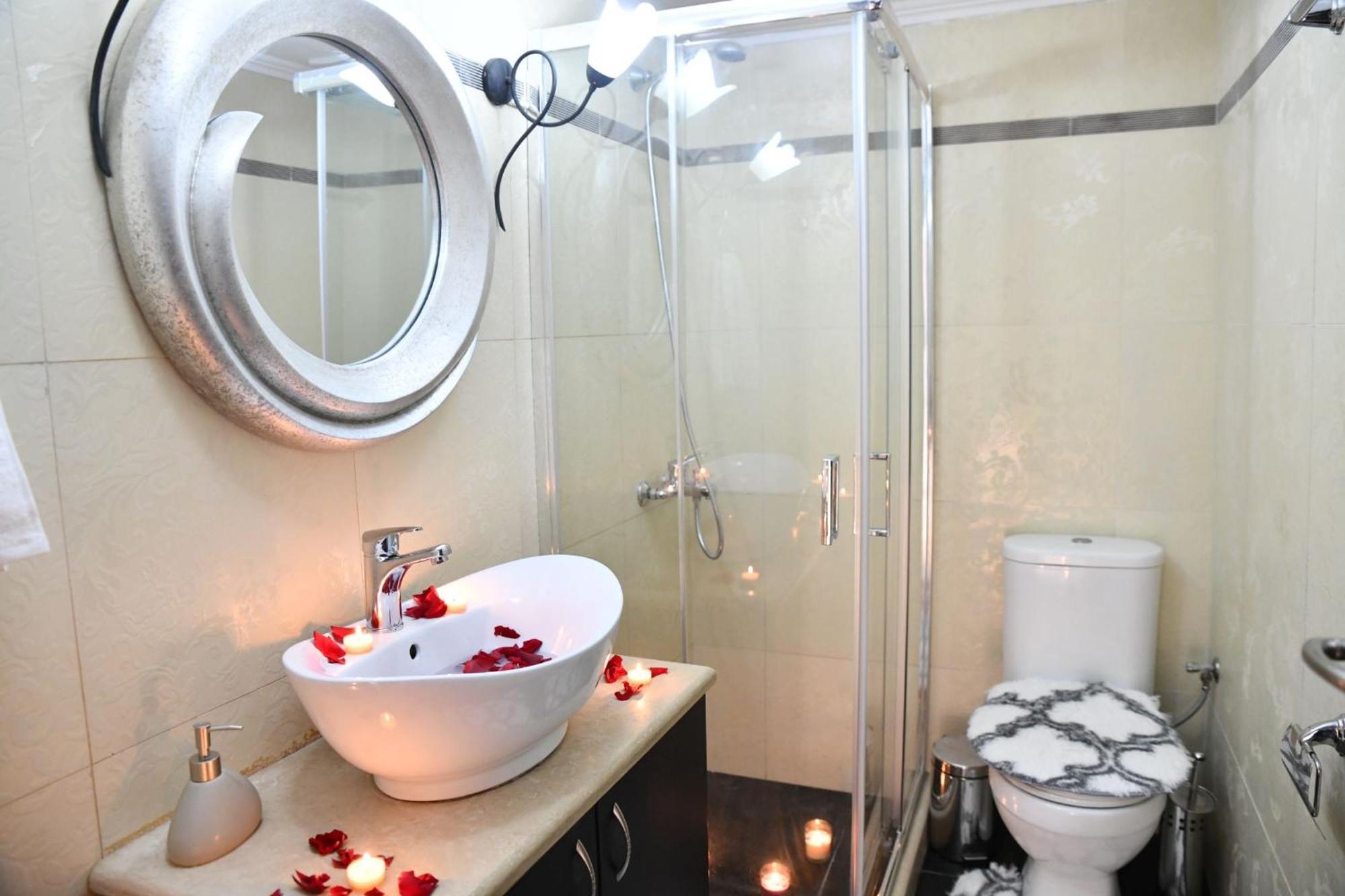 Kleopatra Deluxe Apartment With Jacuzzi Kamilari Exterior photo
